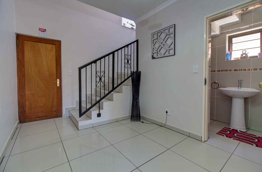 3 Bedroom Property for Sale in Honeydew Manor Gauteng