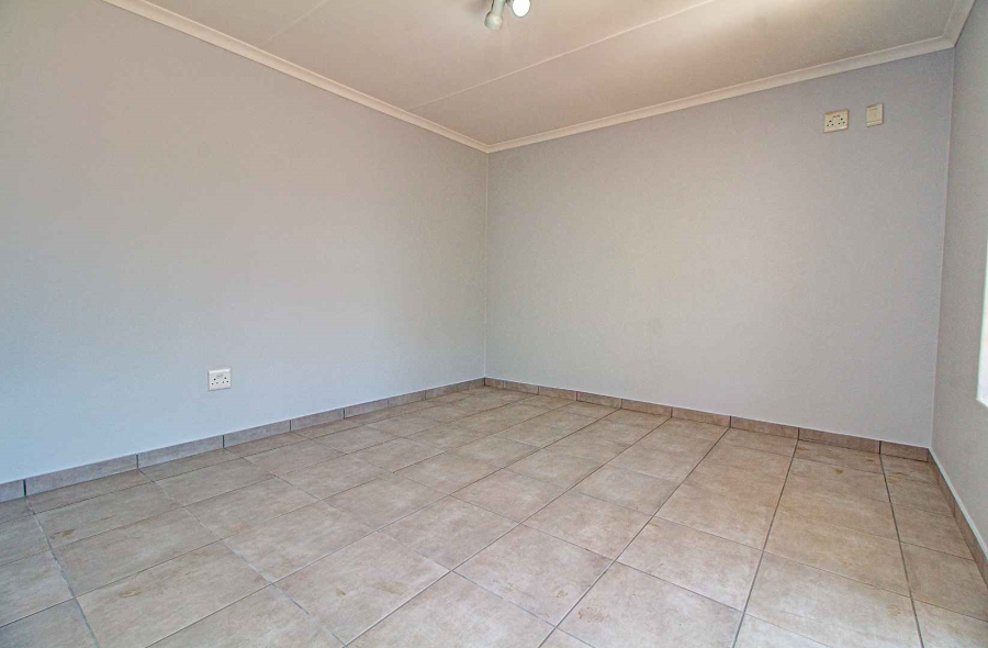 3 Bedroom Property for Sale in Wilgeheuwel Gauteng