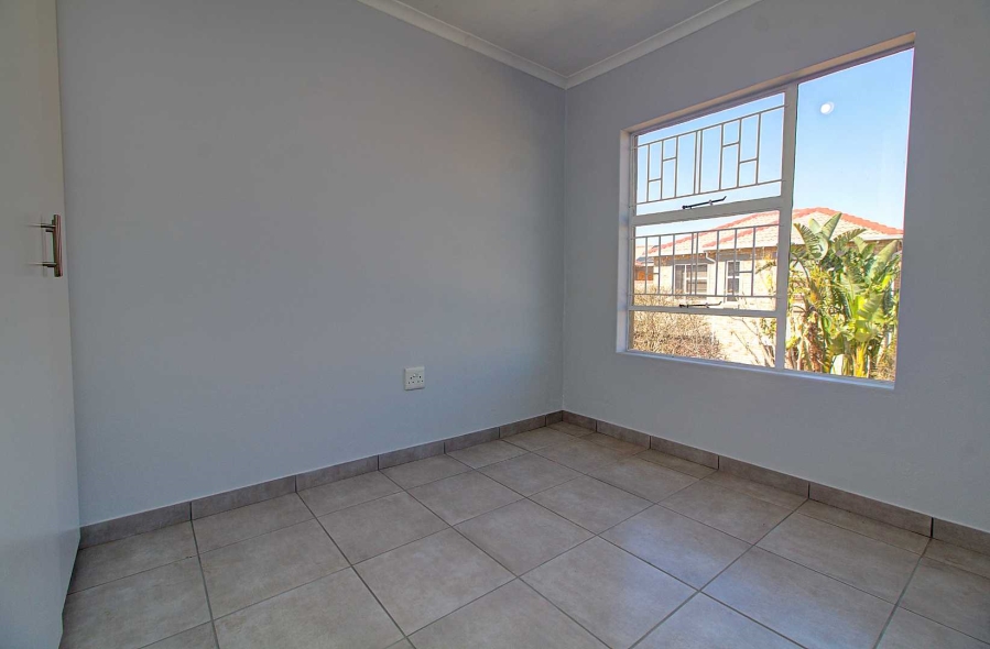 3 Bedroom Property for Sale in Wilgeheuwel Gauteng