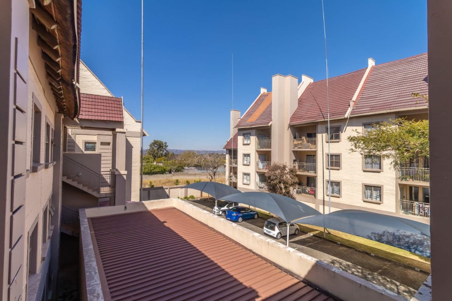 2 Bedroom Property for Sale in Sundowner Gauteng