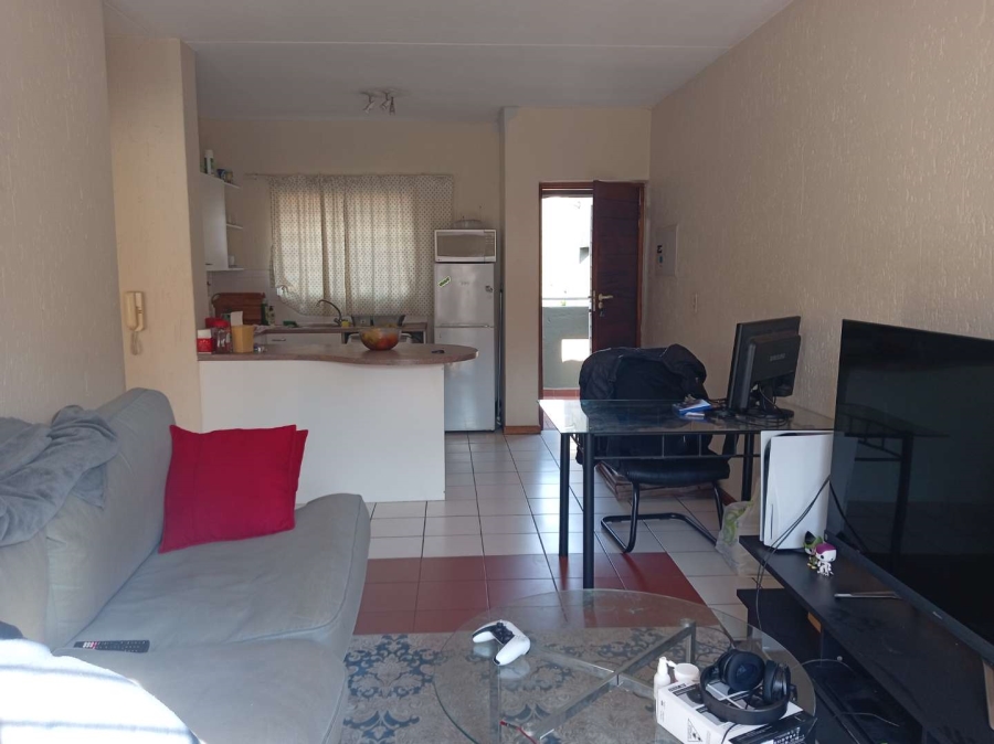 To Let 1 Bedroom Property for Rent in Glenhazel Gauteng