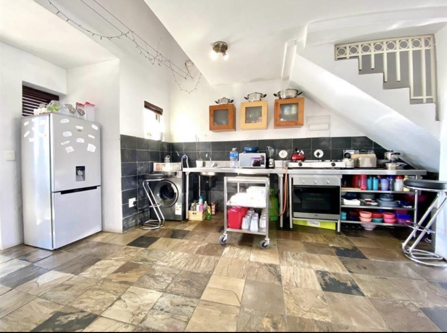 To Let 1 Bedroom Property for Rent in Sandown Gauteng