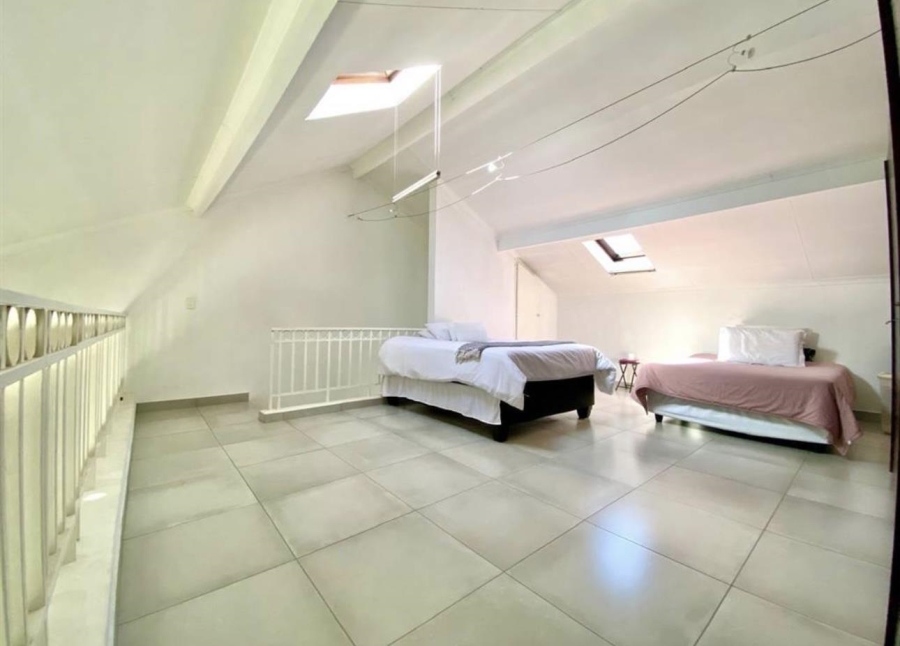To Let 1 Bedroom Property for Rent in Sandown Gauteng