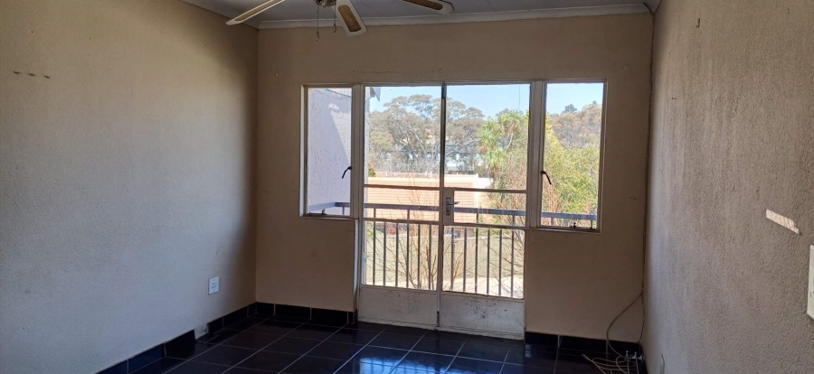 To Let 1 Bedroom Property for Rent in Rembrandt Park Gauteng