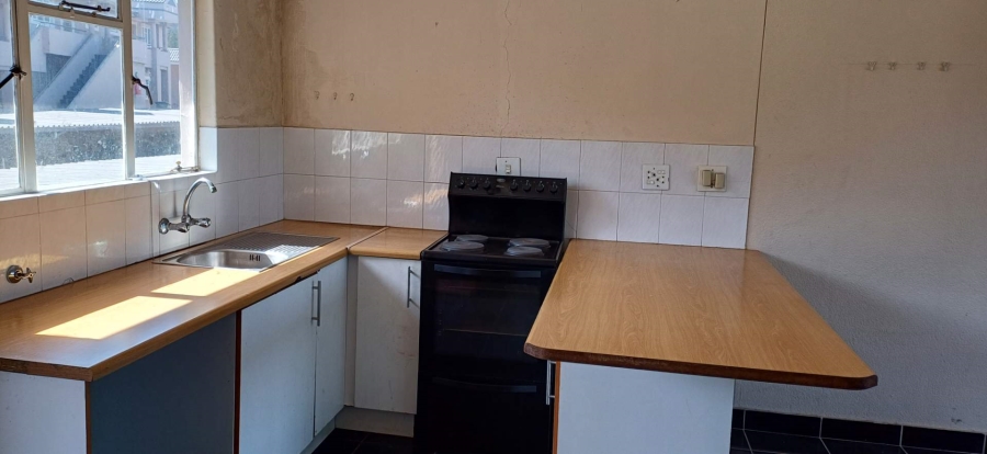 To Let 1 Bedroom Property for Rent in Rembrandt Park Gauteng