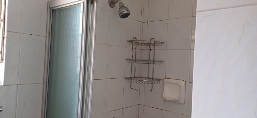 To Let 1 Bedroom Property for Rent in Rembrandt Park Gauteng
