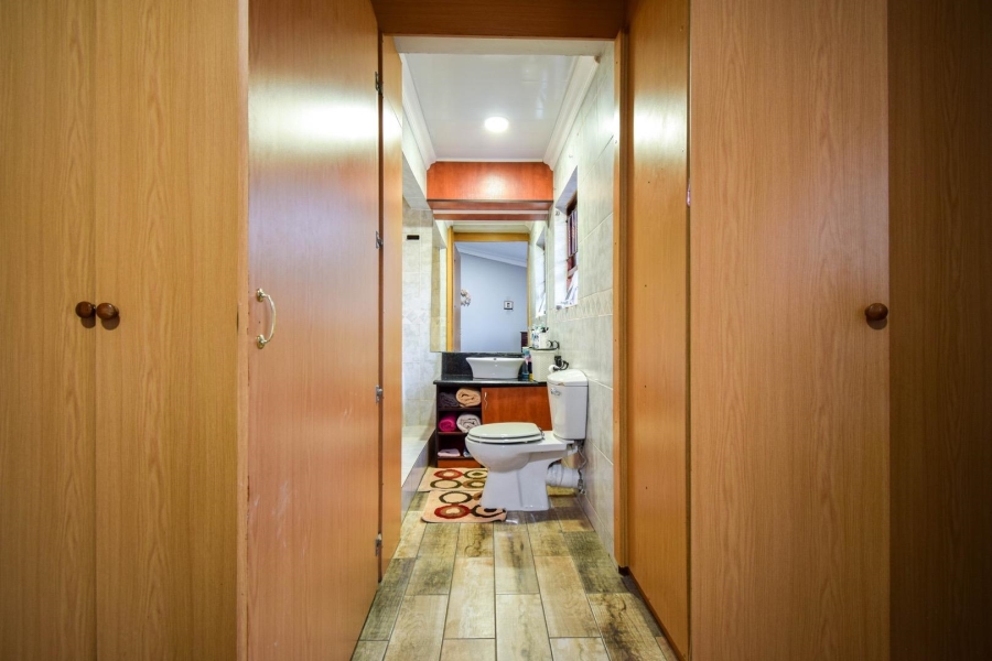 4 Bedroom Property for Sale in Moreleta Park Gauteng
