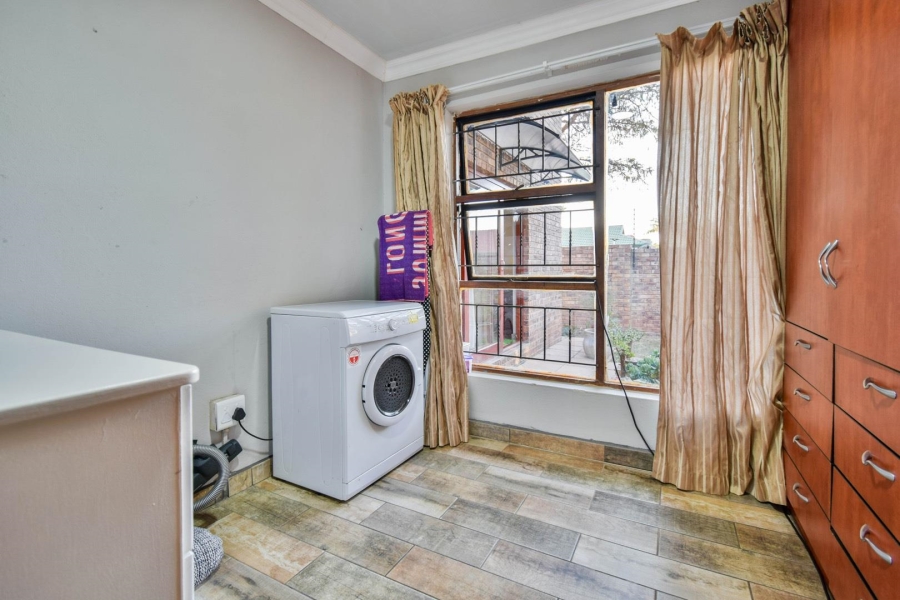 4 Bedroom Property for Sale in Moreleta Park Gauteng