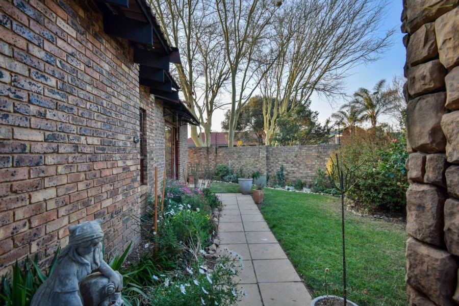 4 Bedroom Property for Sale in Moreleta Park Gauteng