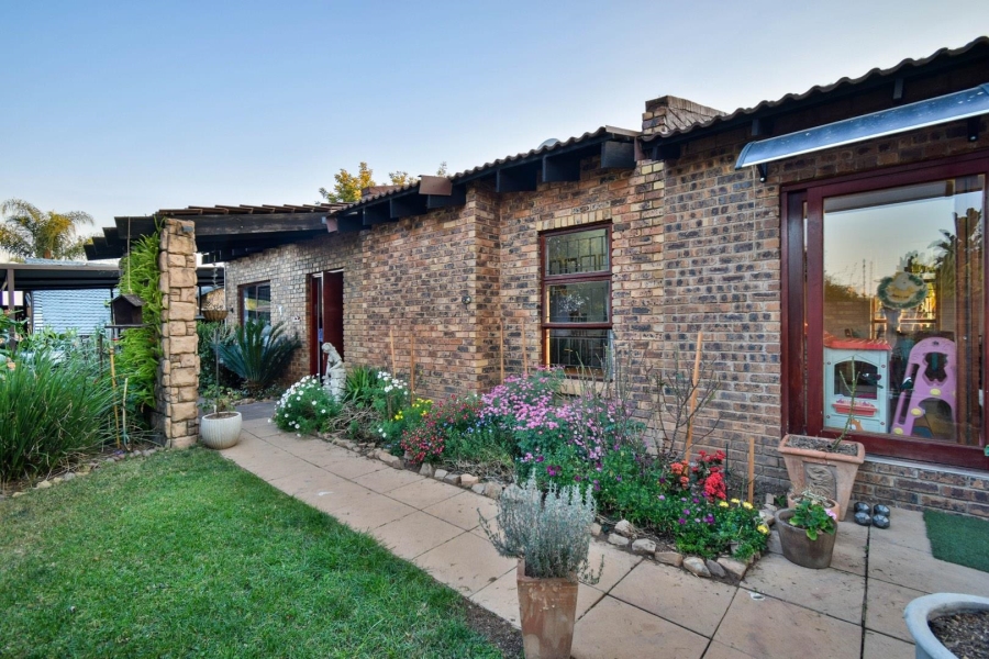 4 Bedroom Property for Sale in Moreleta Park Gauteng