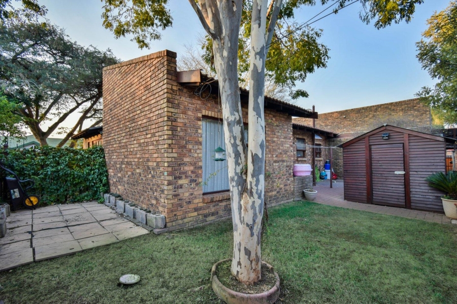 4 Bedroom Property for Sale in Moreleta Park Gauteng