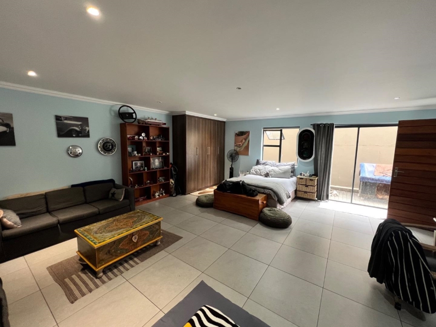 4 Bedroom Property for Sale in Modderfontein Gauteng