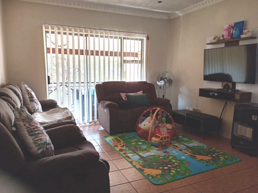 To Let 3 Bedroom Property for Rent in Meyersdal Gauteng