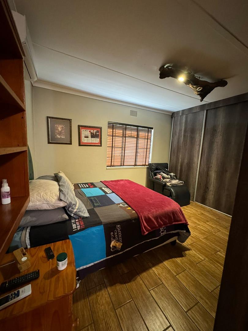 To Let 0 Bedroom Property for Rent in Rothdene Gauteng