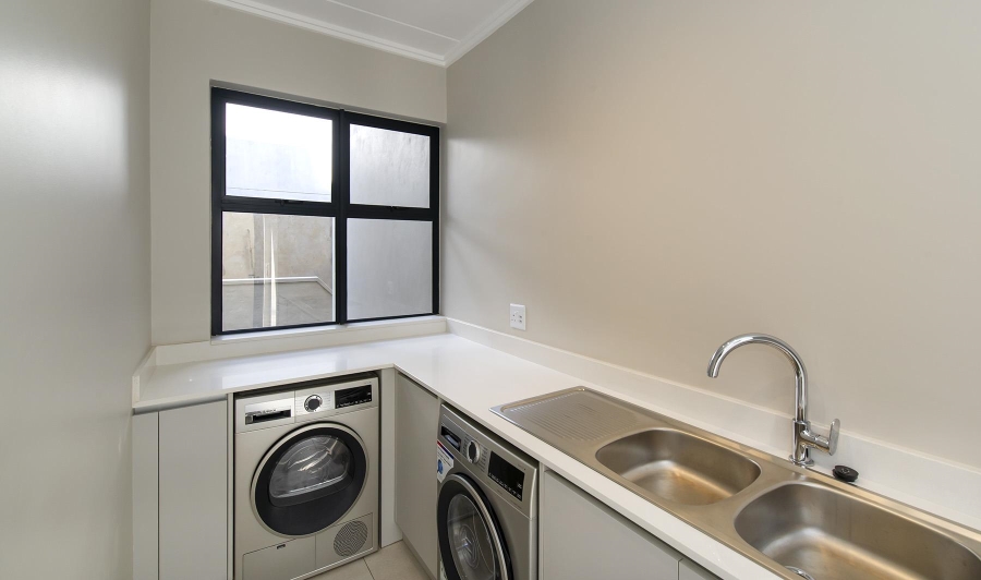 3 Bedroom Property for Sale in Eye of Africa Gauteng