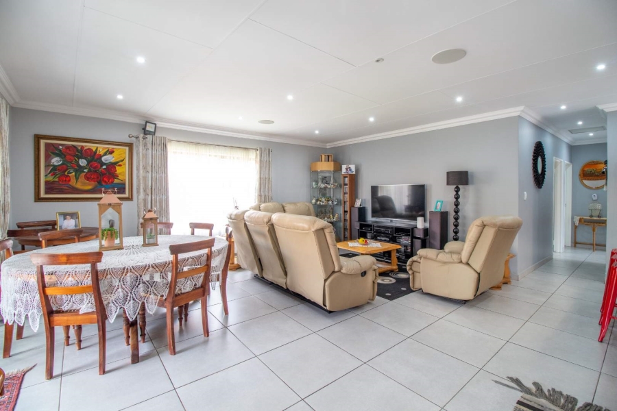 3 Bedroom Property for Sale in Brentwood Gauteng