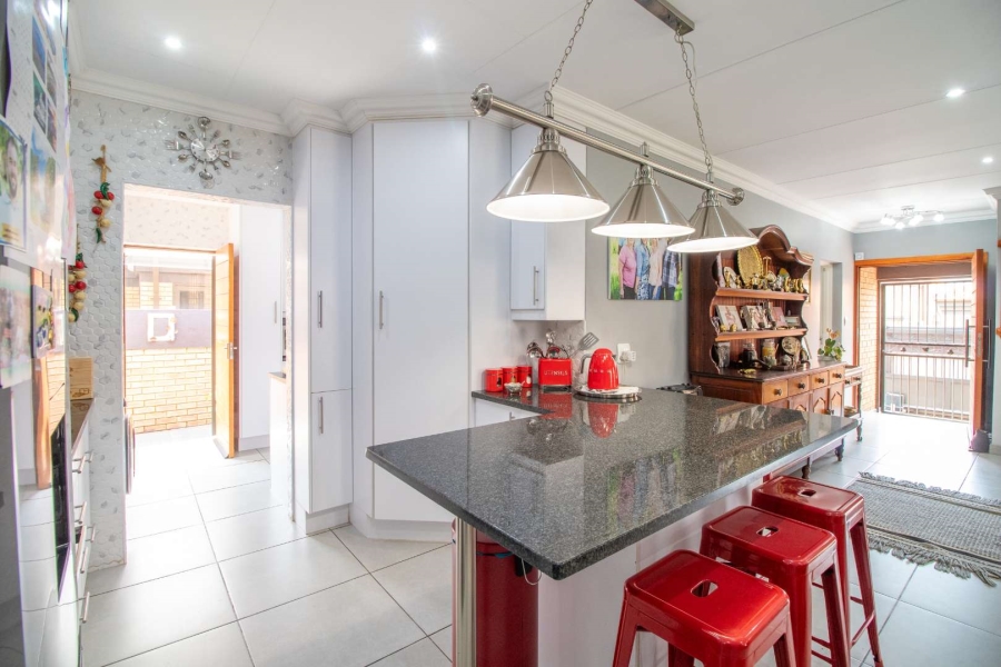3 Bedroom Property for Sale in Brentwood Gauteng