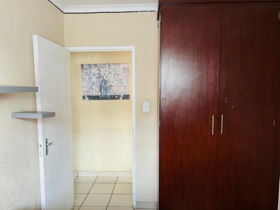 3 Bedroom Property for Sale in Kosmosdal Gauteng