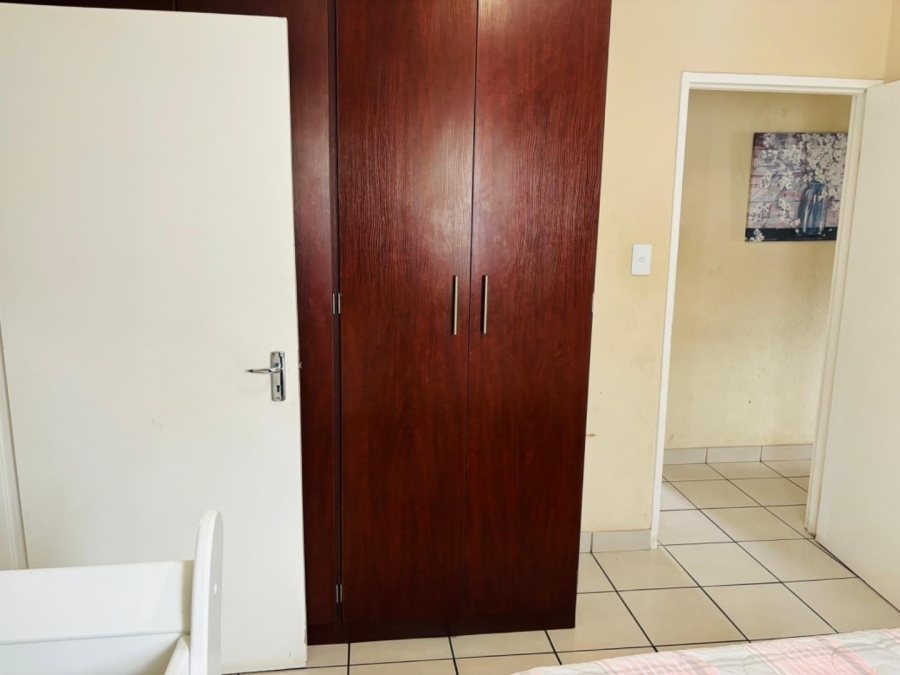 3 Bedroom Property for Sale in Kosmosdal Gauteng