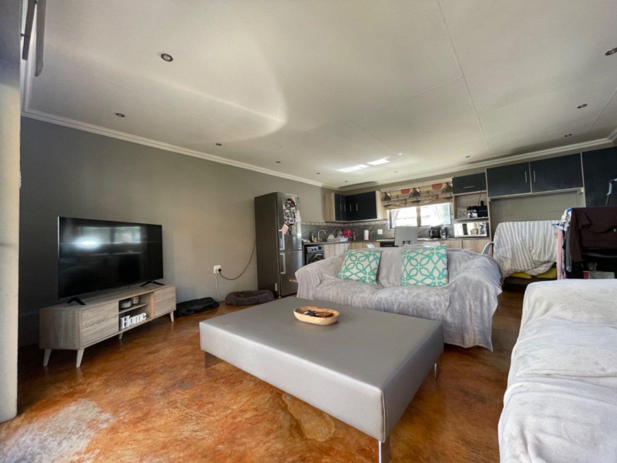 To Let 2 Bedroom Property for Rent in Edenvale Gauteng