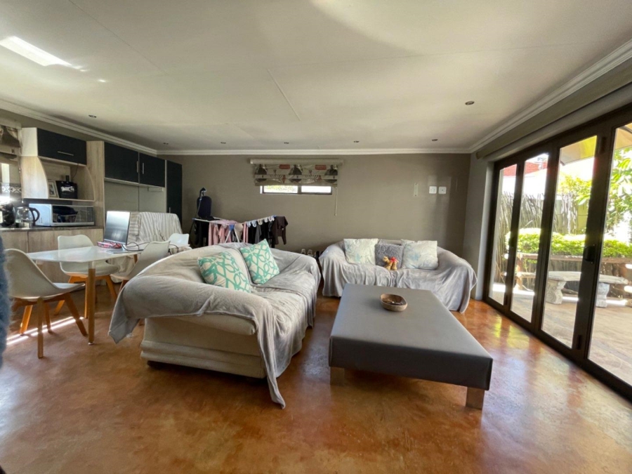 To Let 2 Bedroom Property for Rent in Edenvale Gauteng