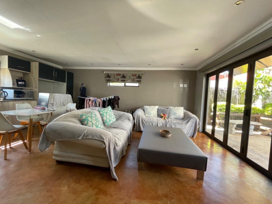 To Let 2 Bedroom Property for Rent in Edenvale Gauteng