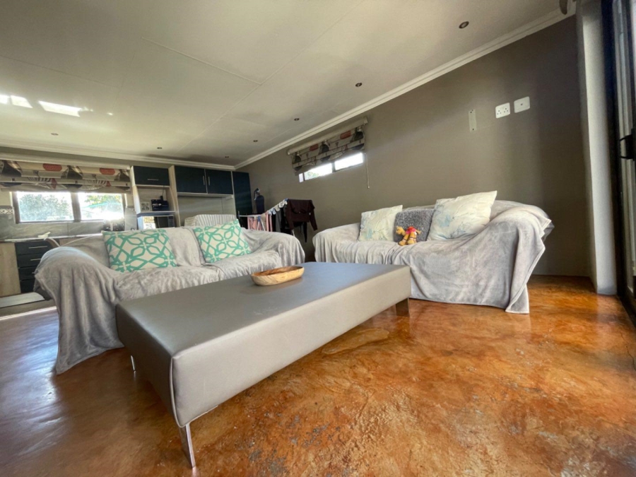 To Let 2 Bedroom Property for Rent in Edenvale Gauteng