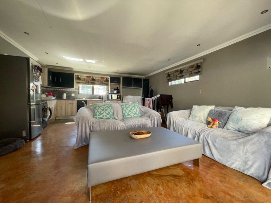 To Let 2 Bedroom Property for Rent in Edenvale Gauteng