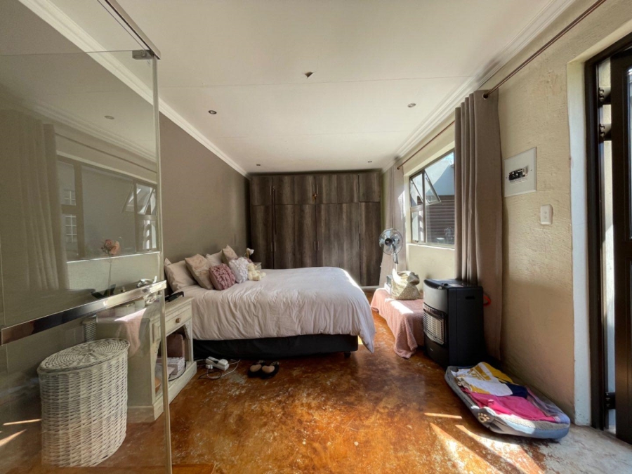 To Let 2 Bedroom Property for Rent in Edenvale Gauteng