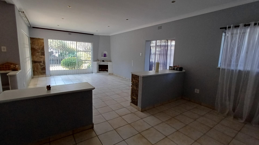 3 Bedroom Property for Sale in The Hill Gauteng