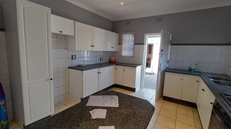 3 Bedroom Property for Sale in The Hill Gauteng