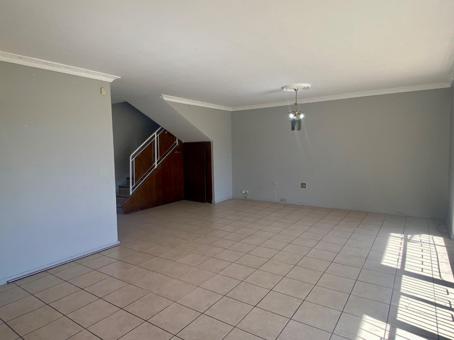 2 Bedroom Property for Sale in Benoni Central Gauteng
