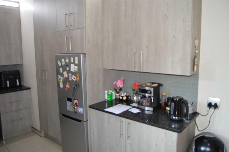 3 Bedroom Property for Sale in Brackenhurst Gauteng