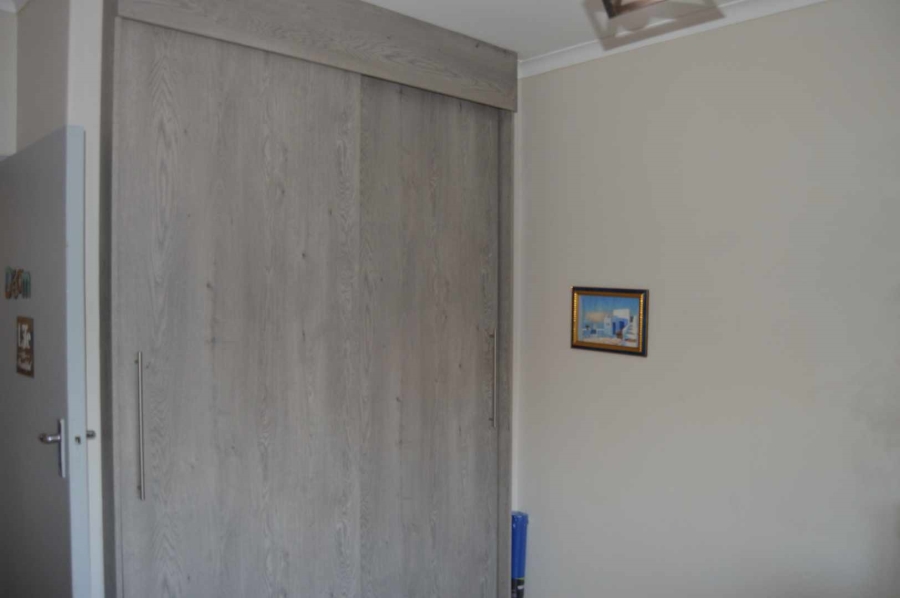 3 Bedroom Property for Sale in Brackenhurst Gauteng