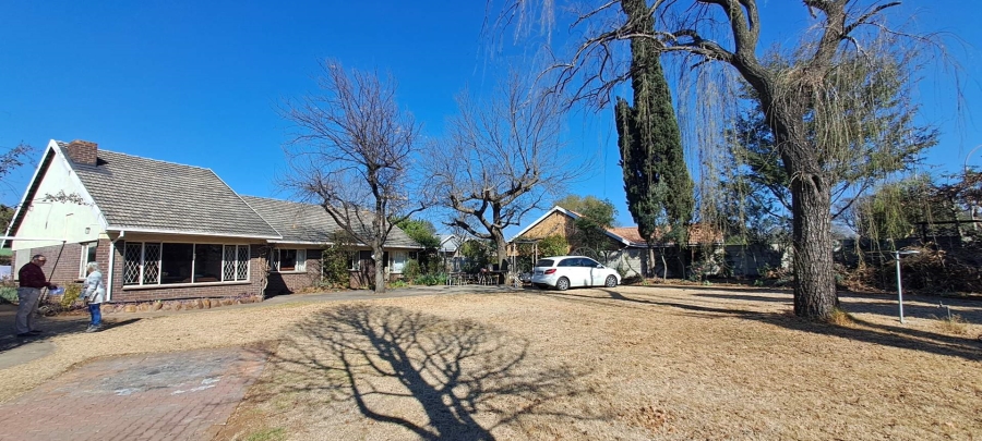 3 Bedroom Property for Sale in Brackenhurst Gauteng