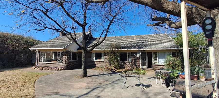 3 Bedroom Property for Sale in Brackenhurst Gauteng