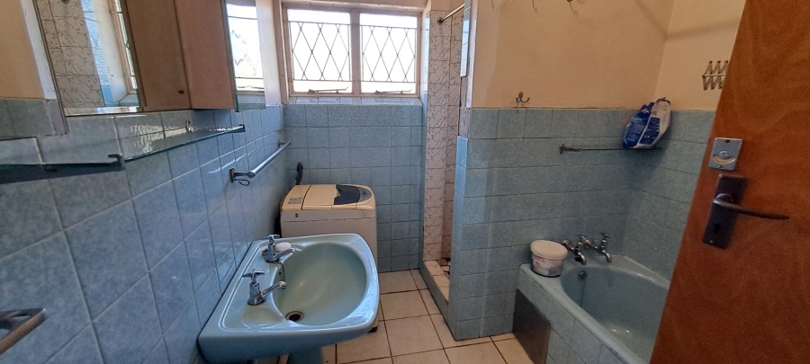 3 Bedroom Property for Sale in Brackenhurst Gauteng