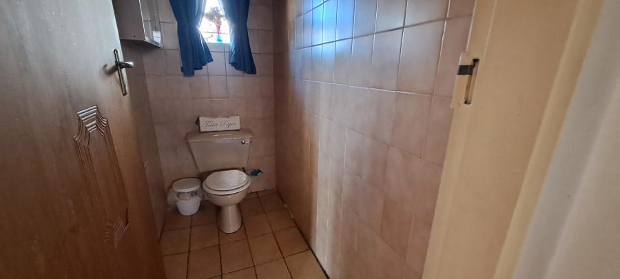 3 Bedroom Property for Sale in Brackenhurst Gauteng