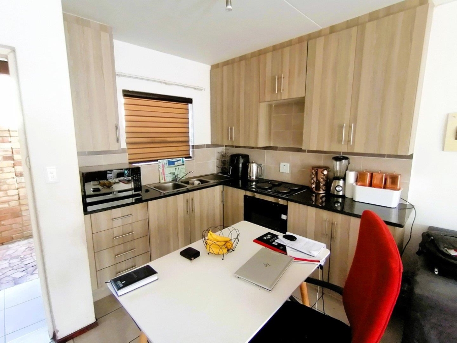 2 Bedroom Property for Sale in Theresa Park Gauteng