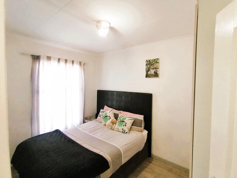 2 Bedroom Property for Sale in Theresa Park Gauteng