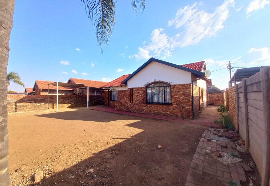 3 Bedroom Property for Sale in Eersterust Gauteng
