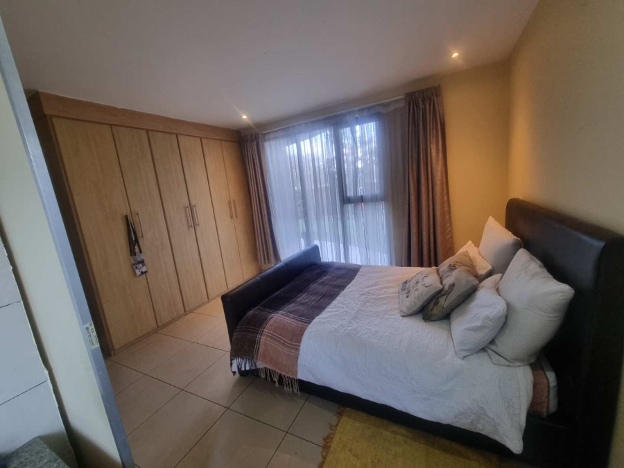 2 Bedroom Property for Sale in Rooihuiskraal North Gauteng