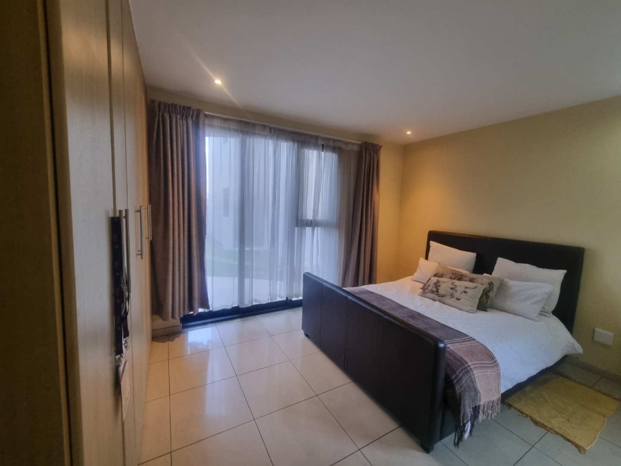 2 Bedroom Property for Sale in Rooihuiskraal North Gauteng