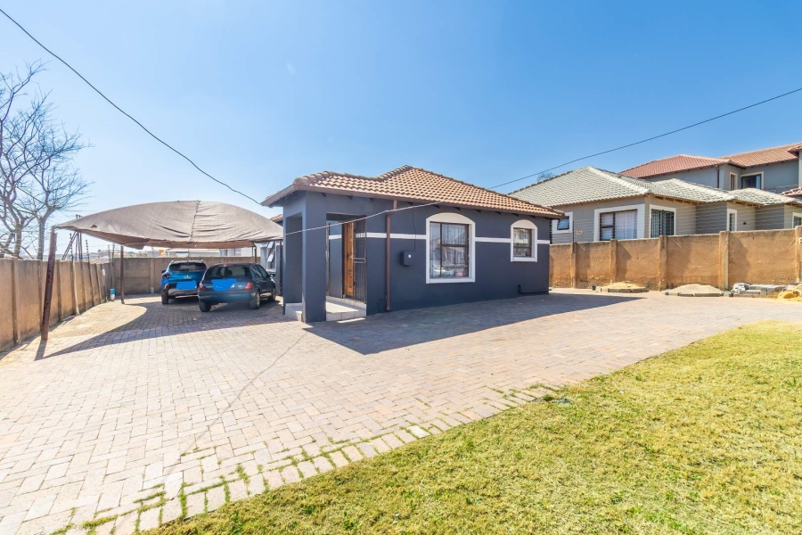 3 Bedroom Property for Sale in Cosmo City Gauteng