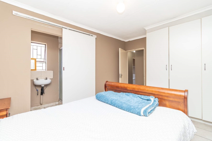 3 Bedroom Property for Sale in Cosmo City Gauteng