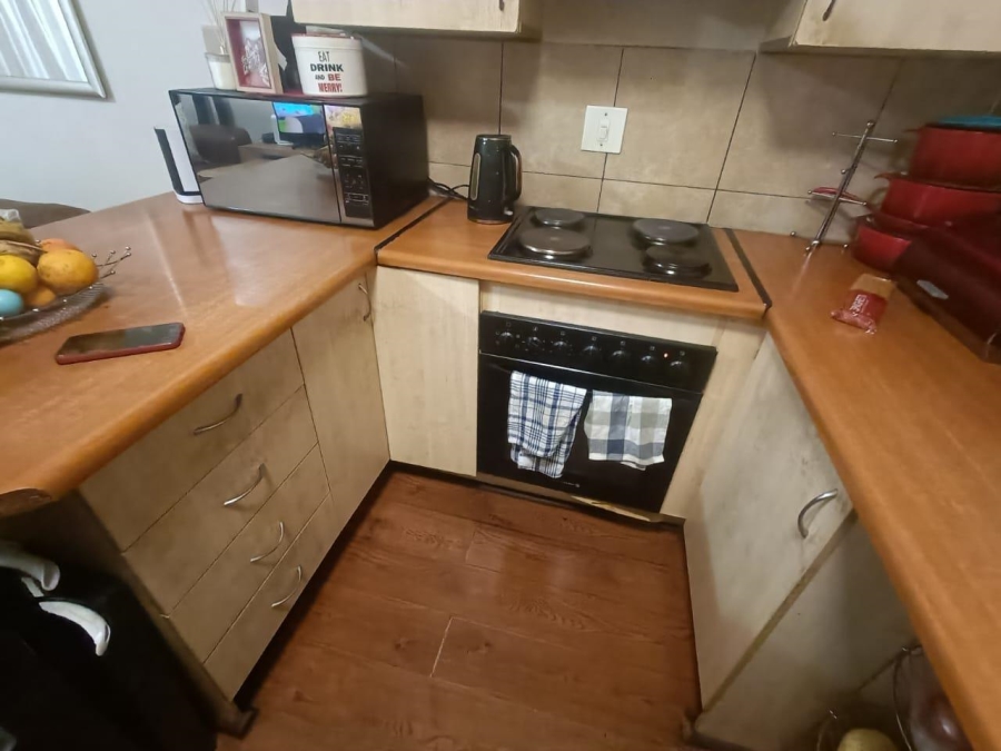 2 Bedroom Property for Sale in Clubview Gauteng