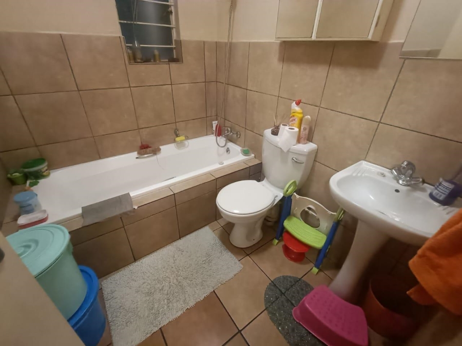 2 Bedroom Property for Sale in Clubview Gauteng