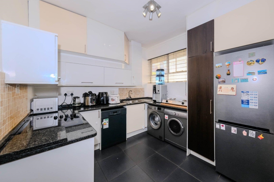 2 Bedroom Property for Sale in Killarney Gauteng