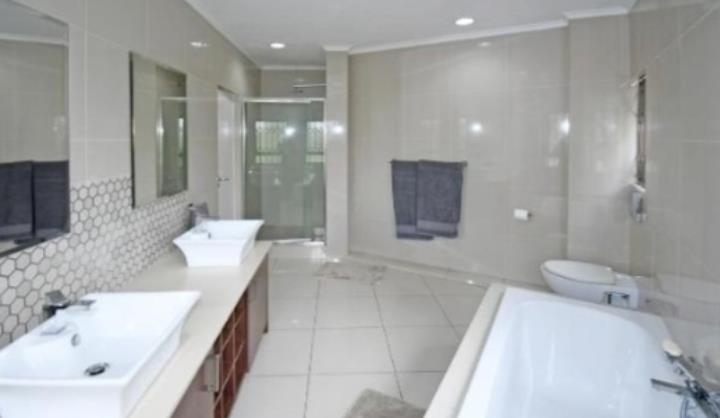 4 Bedroom Property for Sale in Morningside Gauteng