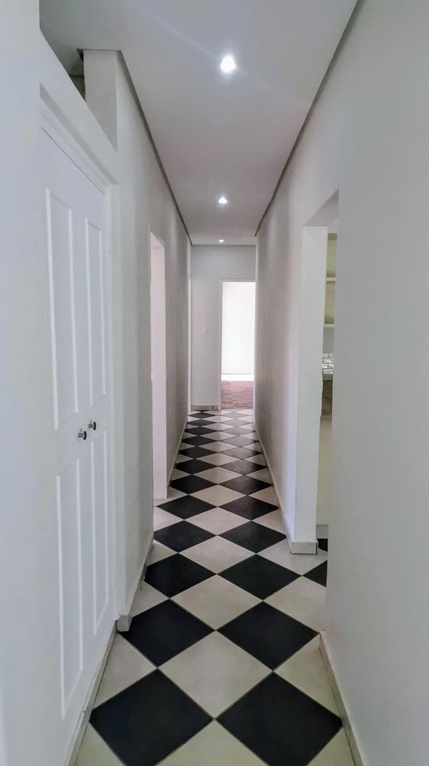 To Let 3 Bedroom Property for Rent in Mondeor Gauteng